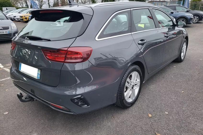 Kia Ceed SW 1.6 CRDI 16S ACTIVE + ATTELAGE