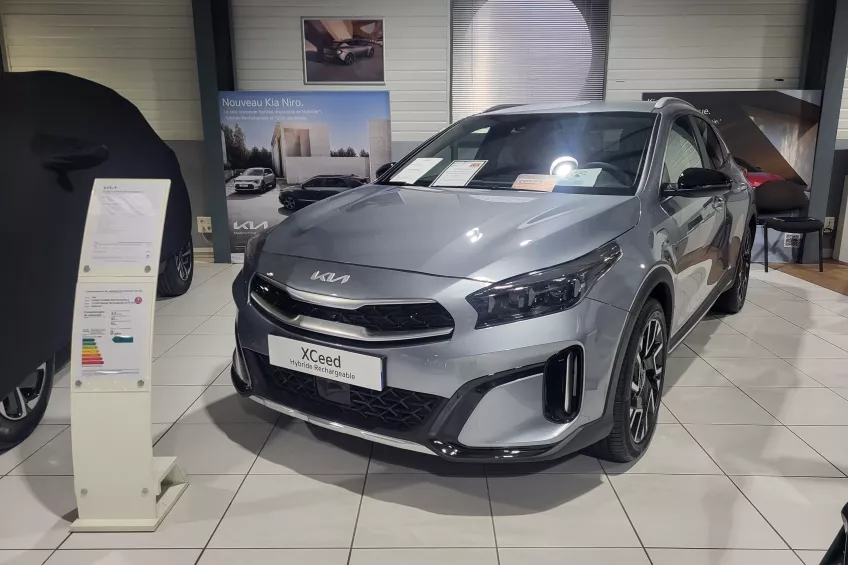 Kia XCEED 1.6 HEV et PHEV LOUNGE 141 CV