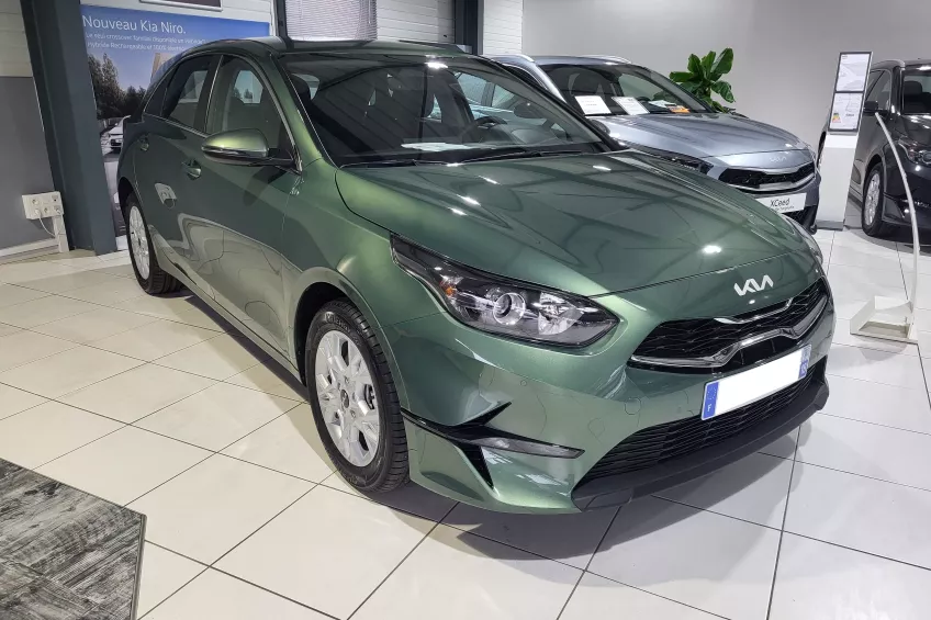 Kia Ceed 1.0 TGDI 100CV ACTIVE 2025 / IMMAT 0KMS